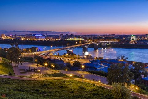 Нижний Новгород. Вид на Канавинский мост на закате