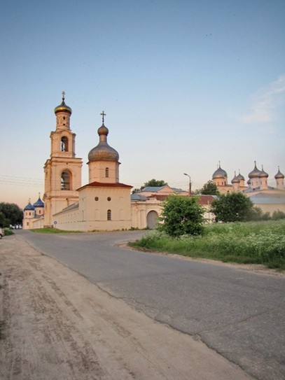 Юрьев, монастырь