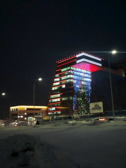 Новосибирский Академгородок. Технопарк. Левая наклонная башня. Январь 2013 г