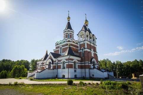 Храм в честь Новомученников и Исповедников Церкви Русской