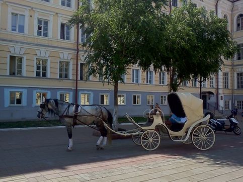 Оренбург. Улица Советская. 20 июня суббота