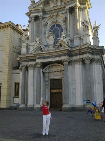 Турин Италия -церковь JONNA BAPTISTA