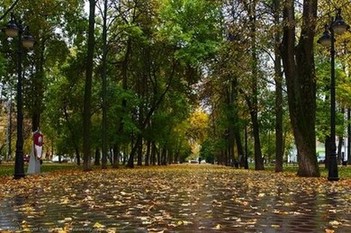 Дождливое 1 октября в Перми. Комсомольский проспект