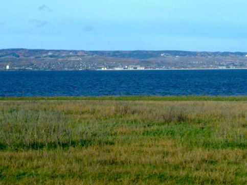 Волга  на той стороне хвалынск (ширина  7. 5км)