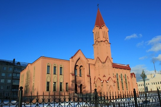 Католический собор (Ю. Сахалинск)