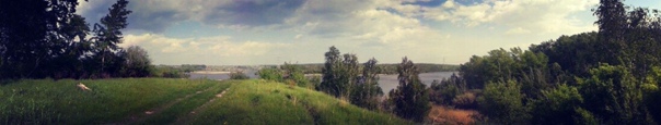 Лужайка перед коттеджем Красногорская 2  Панорама на 180 гр