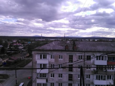 Вид с крыши 5-ти этажки (Г. Карпинск)