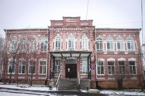 Здание Городского Училища в Нижней Салде.