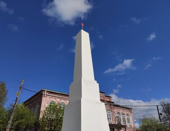 Памятник погибшим в Гражданской войне (Нижняя Салда)