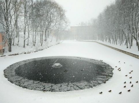 Смоленск. Лопатинский сад. Зимний фонтан