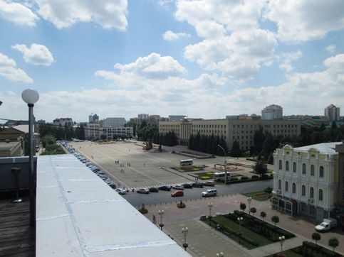 Вид с 6го этажа на площадь Ленина