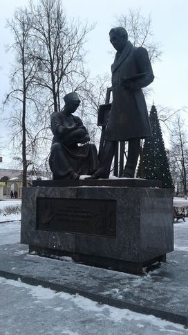 Вышний Волочек. Памятник Венецианову
