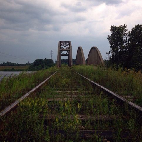 Горбатый мост через  реку Жабню