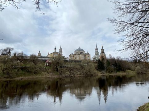 Борисоглебской монастырь на реке Тверца