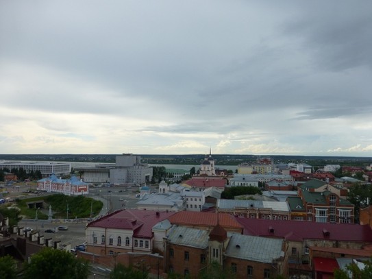 Томск  город в России, административный центр одноимнных области и района, расположенный на востоке Западной Сибири на берегу реки Томь