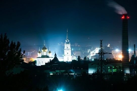Индустриально-православная ночная Тула