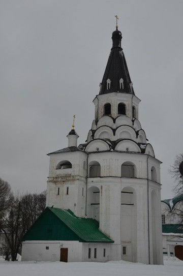 Александровская слобода, Распятская церковь-колокольня